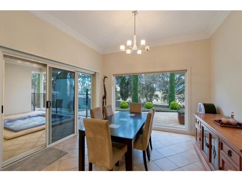 2 Eider Court, Greenwith SA 5125