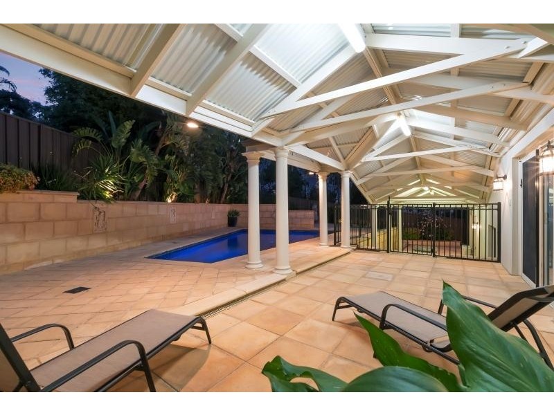 2 Eider Court, Greenwith SA 5125