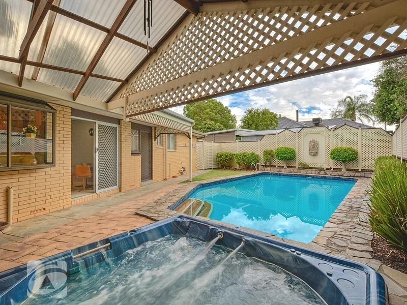 2 Tamar Crescent, Banksia Park SA 5091