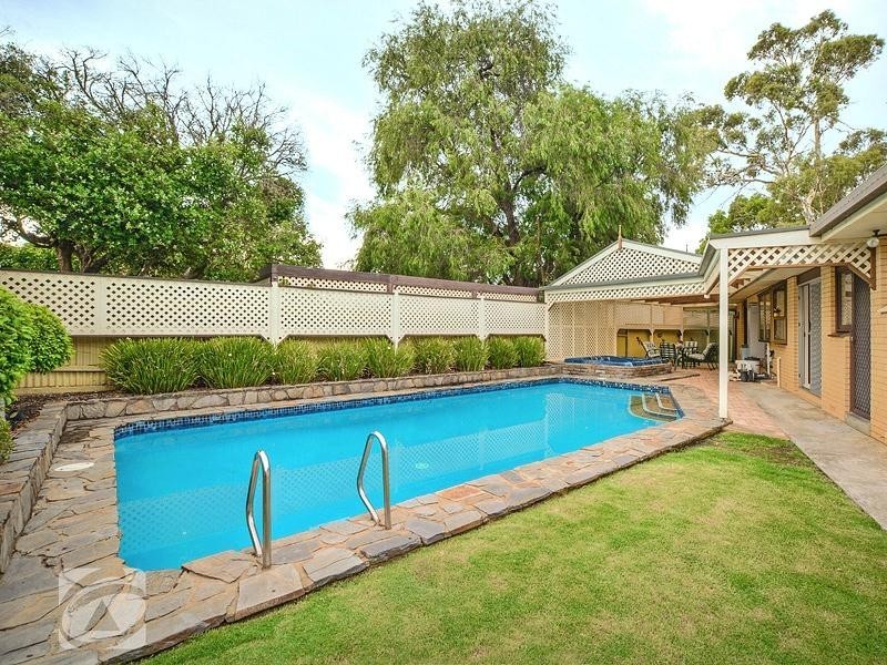 2 Tamar Crescent, Banksia Park SA 5091