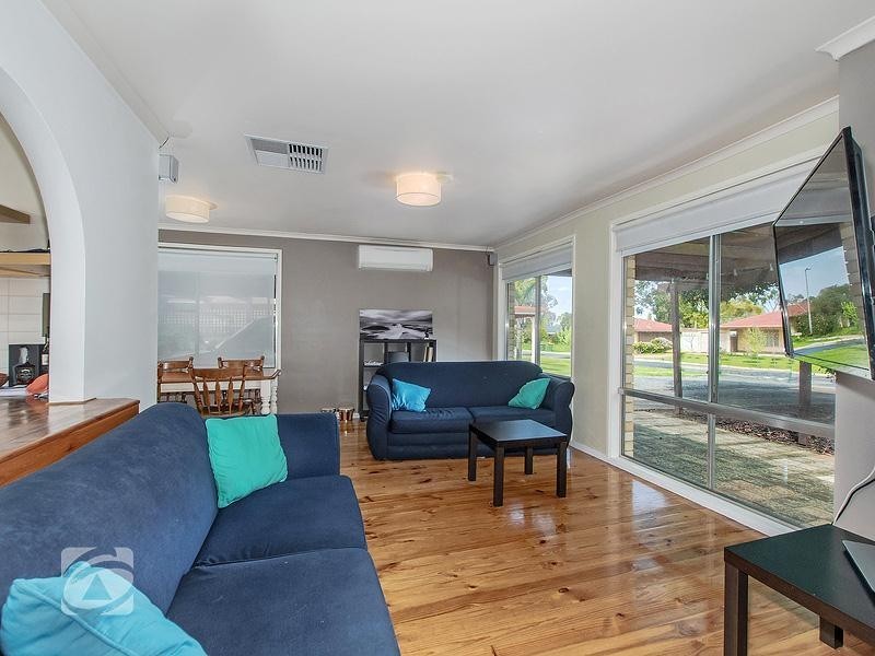 13 Hughes Avenue, St Agnes SA 5097