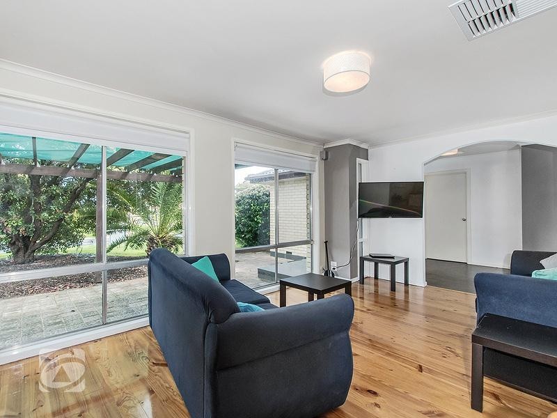 13 Hughes Avenue, St Agnes SA 5097