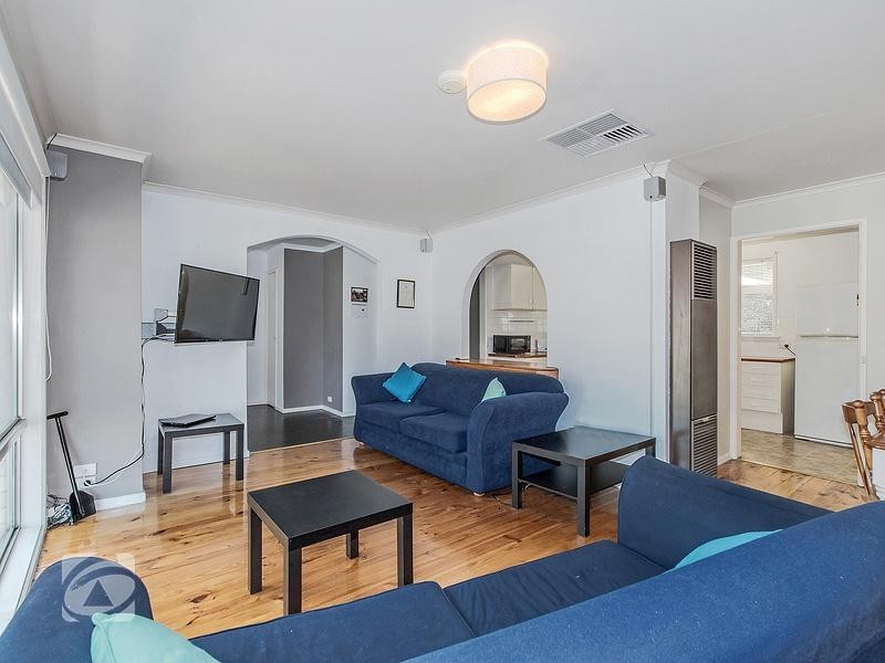 13 Hughes Avenue, St Agnes SA 5097