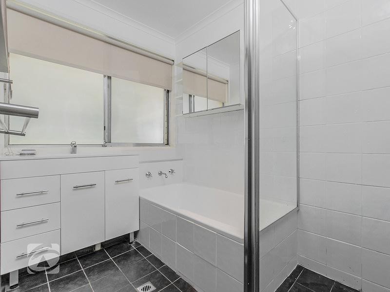 13 Hughes Avenue, St Agnes SA 5097