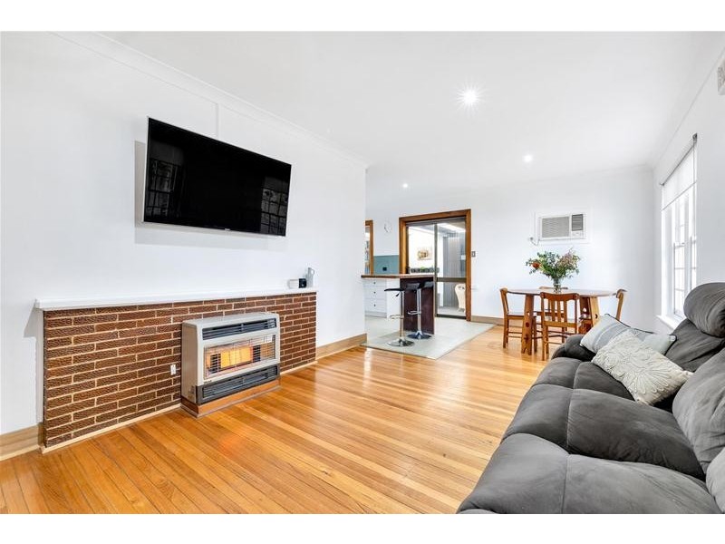 4 Jennier Crescent, Brahma Lodge SA 5109