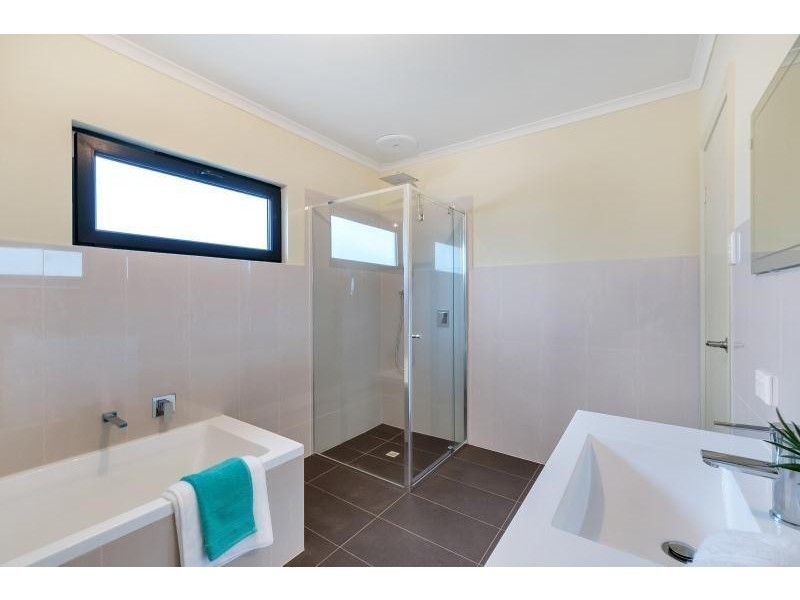 2/1109-1111 North East Road, Ridgehaven SA 5097