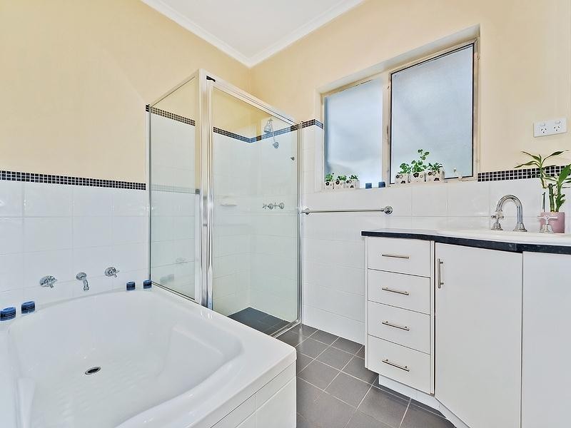 5 Cotton Street, Fairview Park SA 5126