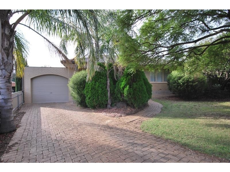 44 Greenwood Drive, St Agnes SA 5097