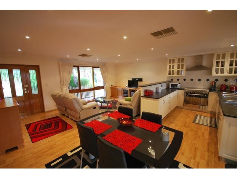 44 Greenwood Drive, St Agnes SA 5097