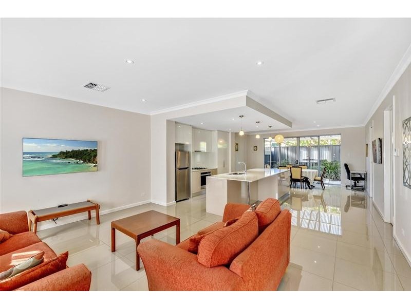 5 Hotham Street, Hope Valley SA 5090