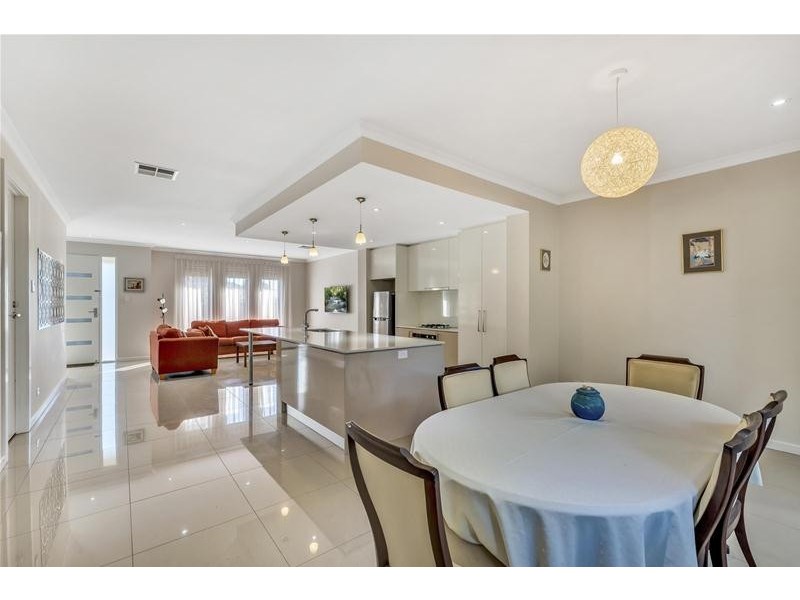 5 Hotham Street, Hope Valley SA 5090