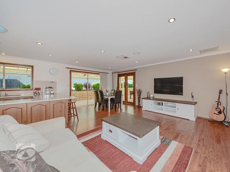 18 Gray Court, Greenwith SA 5125