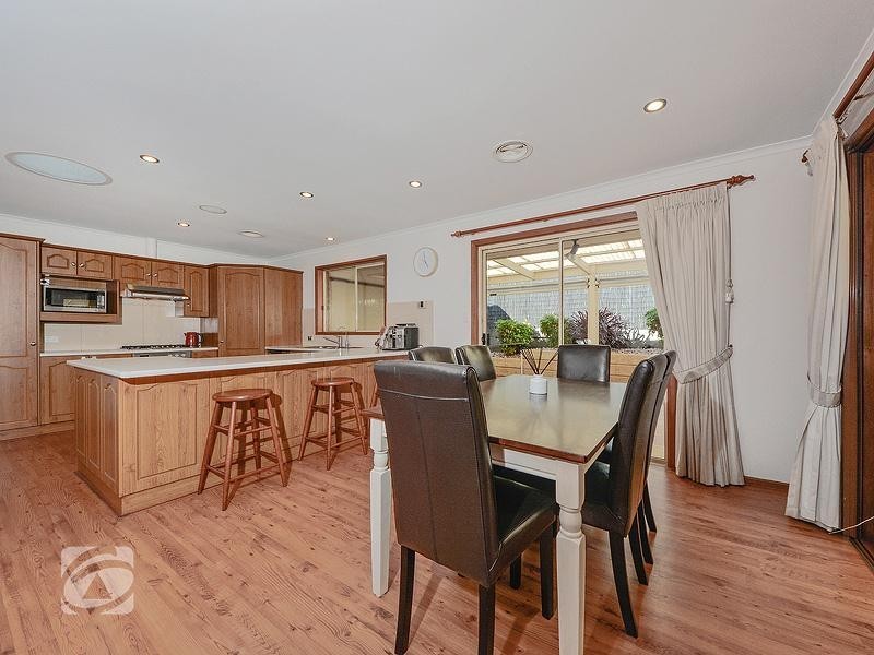 18 Gray Court, Greenwith SA 5125