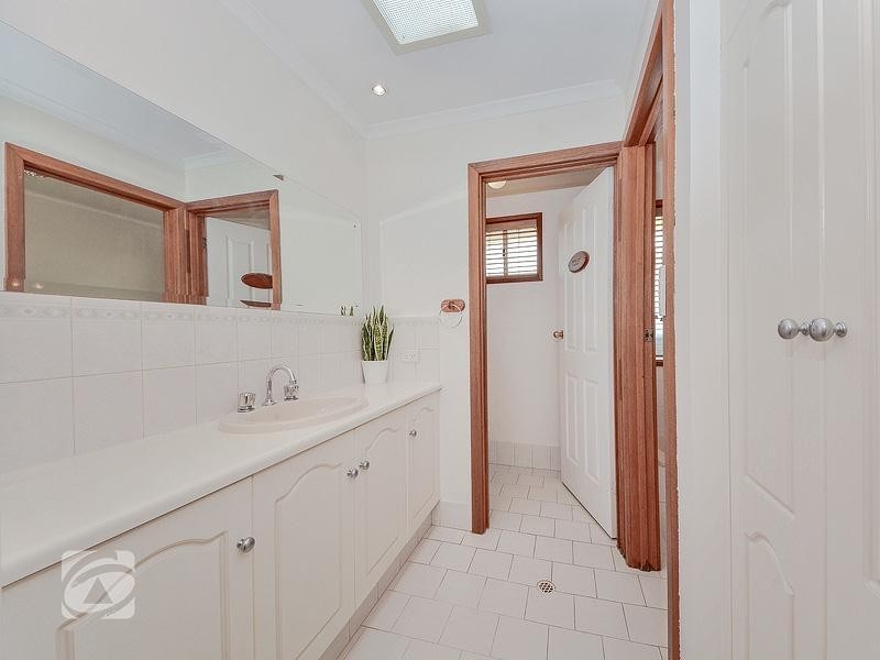 18 Gray Court, Greenwith SA 5125