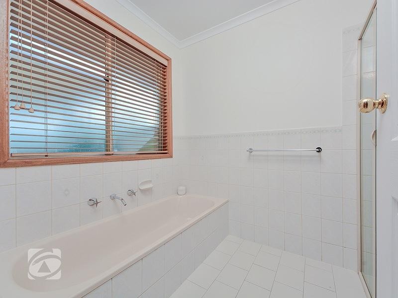 18 Gray Court, Greenwith SA 5125