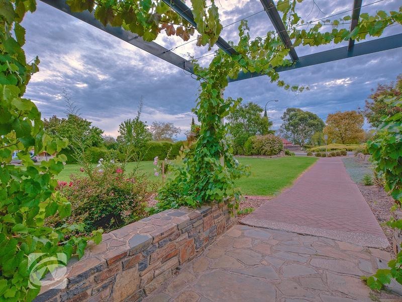 16 Carrick Place, Golden Grove SA 5125