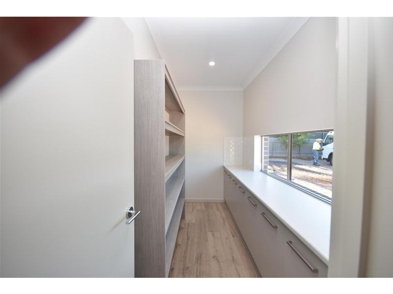 88 Nelson Road, Valley View SA 5093