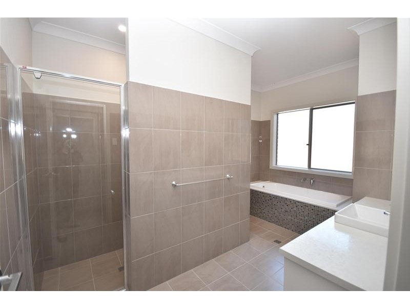 88 Nelson Road, Valley View SA 5093