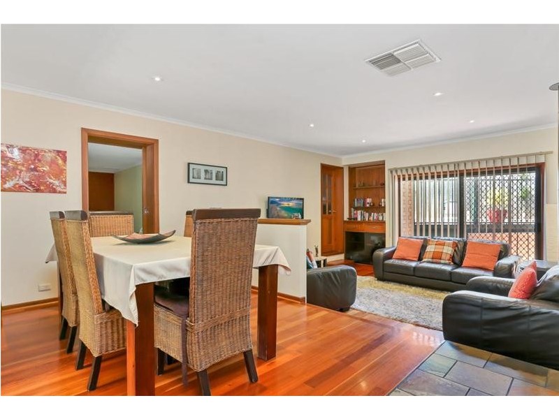 33 Mumford Avenue, St Agnes SA 5097