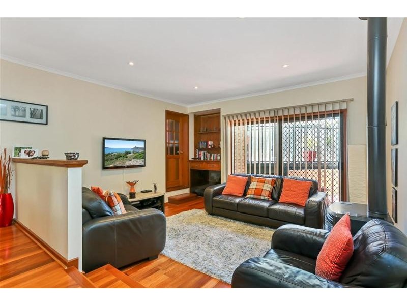 33 Mumford Avenue, St Agnes SA 5097