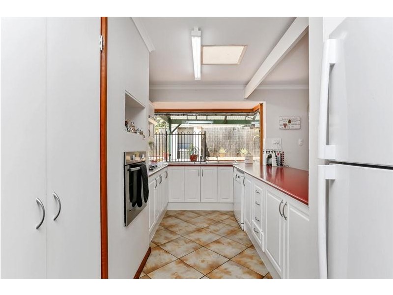 33 Mumford Avenue, St Agnes SA 5097