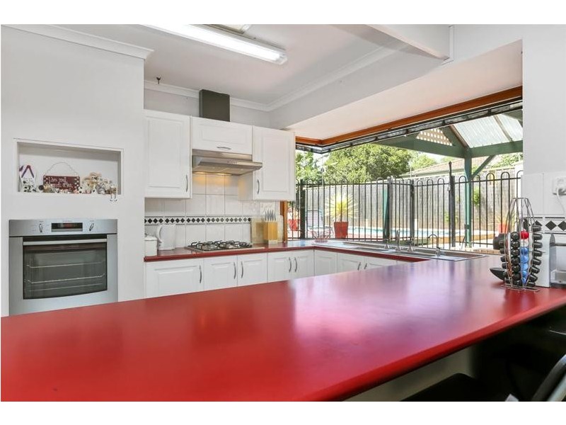 33 Mumford Avenue, St Agnes SA 5097