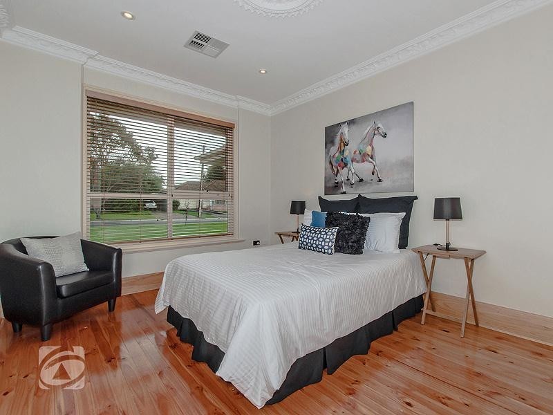 10 Karri Drive, Dernancourt SA 5075