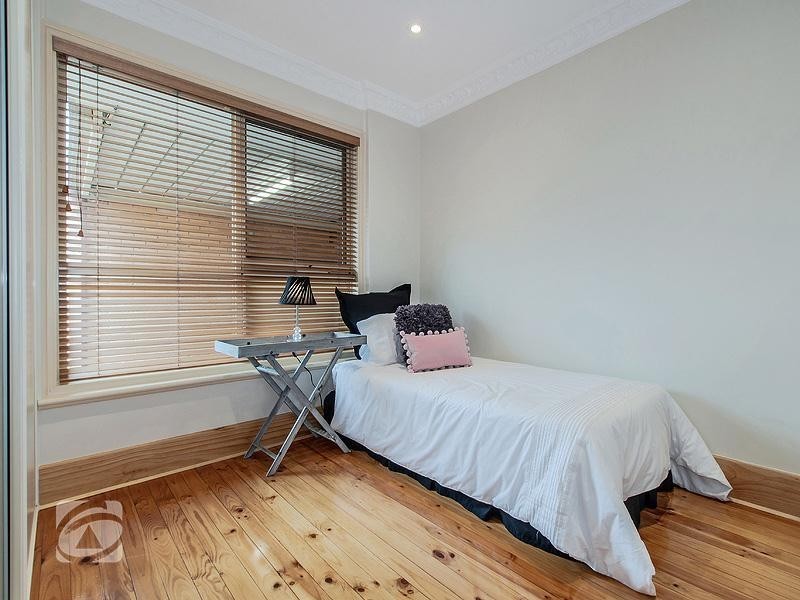 10 Karri Drive, Dernancourt SA 5075