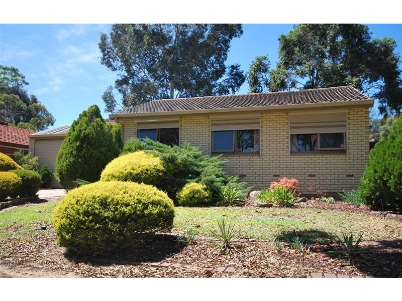 40 Damian. Drive, Salisbury Heights SA 5109
