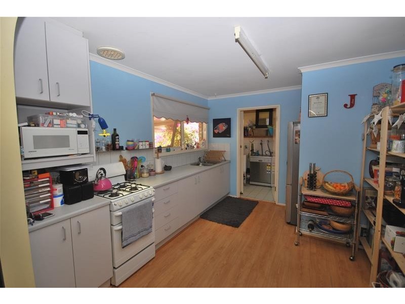 40 Damian. Drive, Salisbury Heights SA 5109