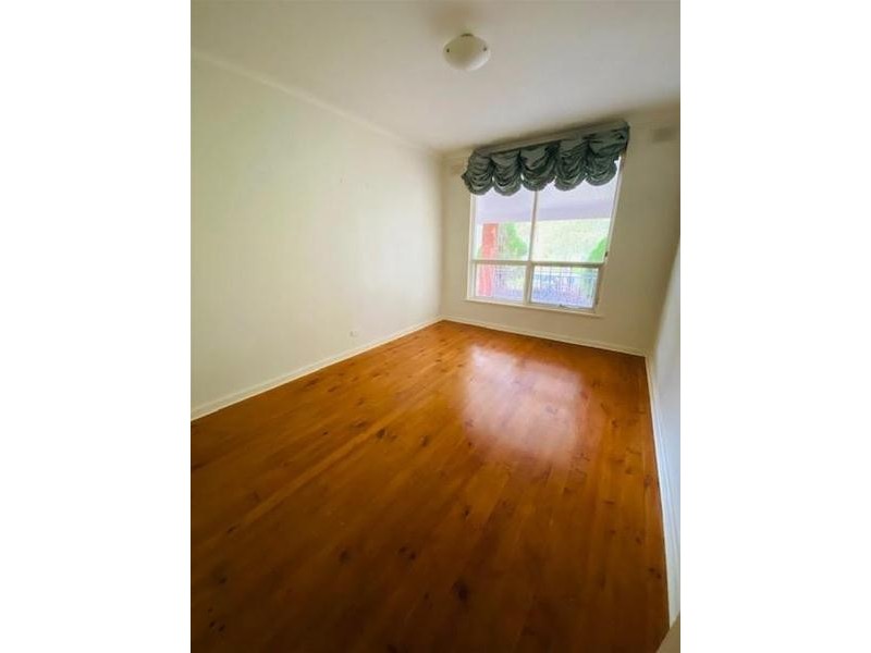 10 Glamorgan Drive, Redwood Park SA 5097