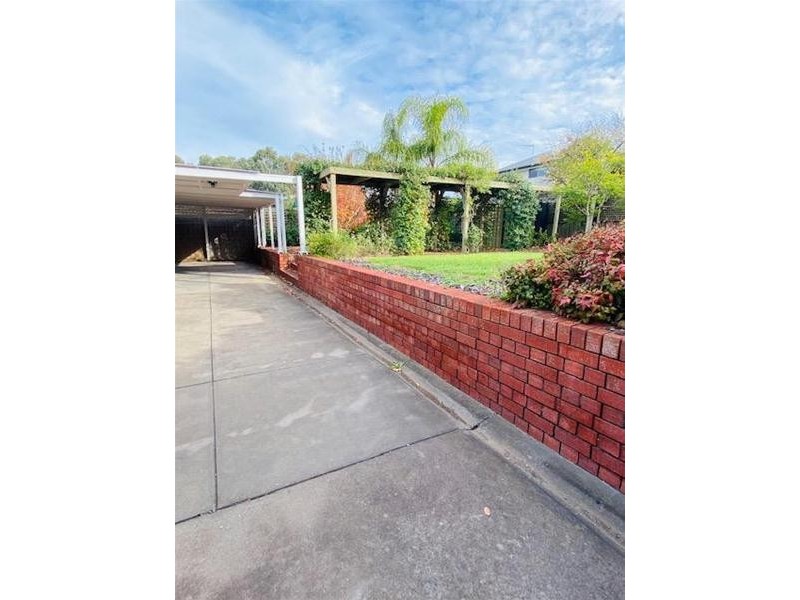 10 Glamorgan Drive, Redwood Park SA 5097