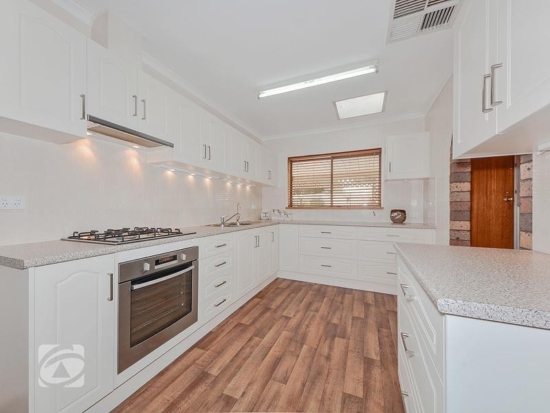 2 Heine Street, St Agnes SA 5097