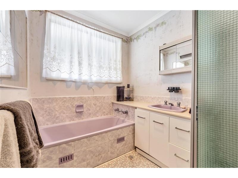 67 Dewer  Avenue, Ridgehaven SA 5097