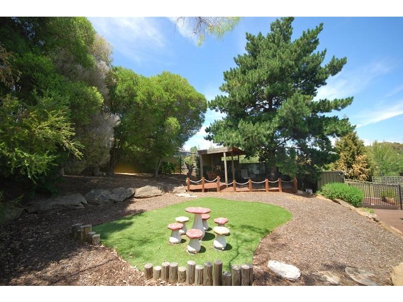 9 Coomurra Drive, Greenwith SA 5125