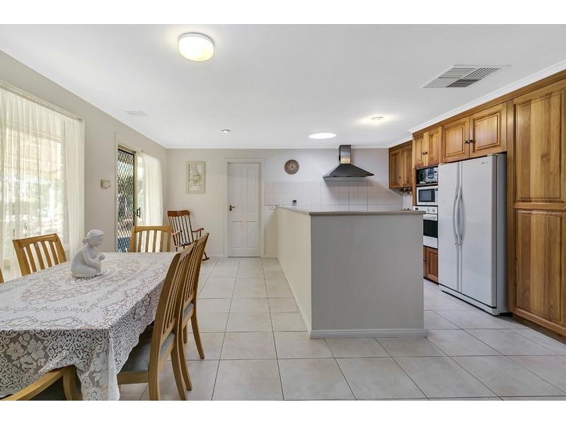 9 Coomurra Drive, Greenwith SA 5125