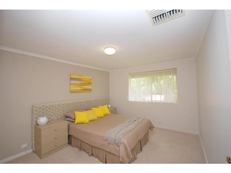 9 Coomurra Drive, Greenwith SA 5125