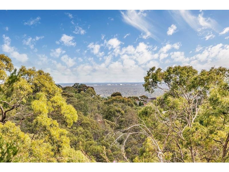 9 Coomurra Drive, Greenwith SA 5125