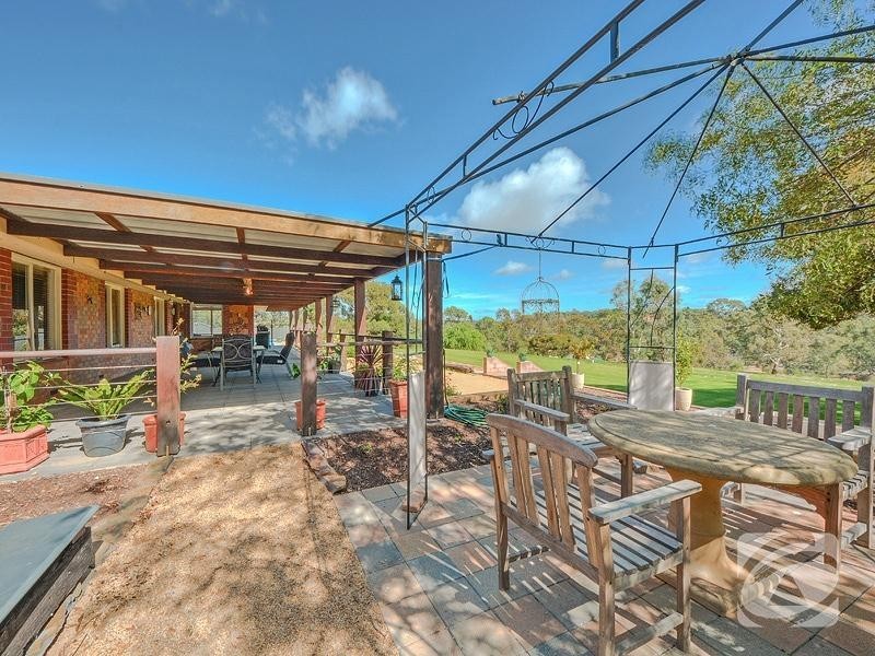 36 Pappin Road, Williamstown SA 5351