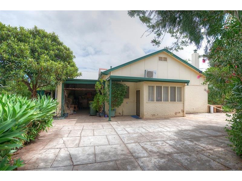 72 Barnes Road, Glynde SA 5070