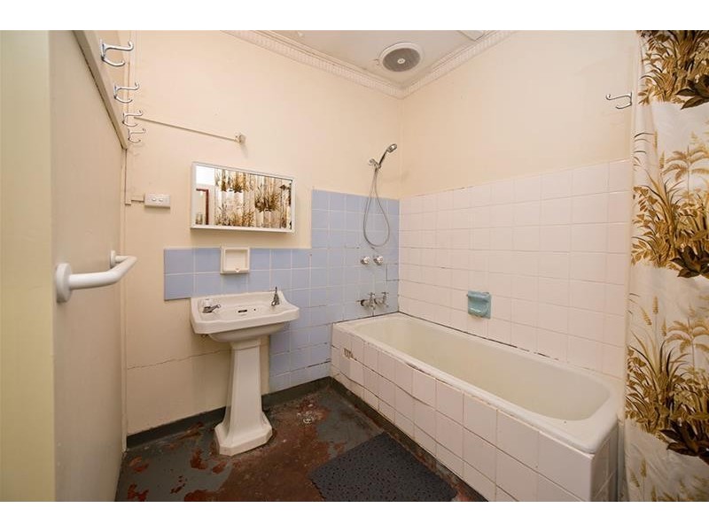 72 Barnes Road, Glynde SA 5070