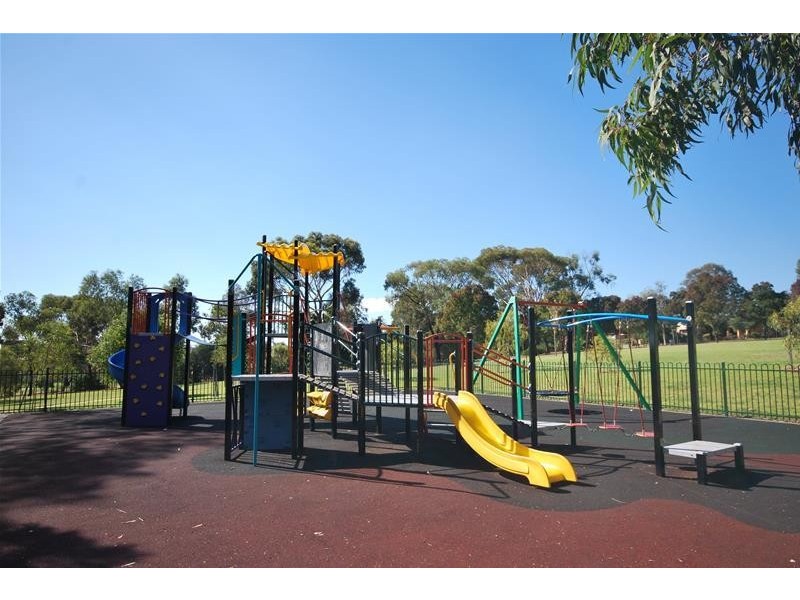 100 4 Holt Street, Northfield SA 5085