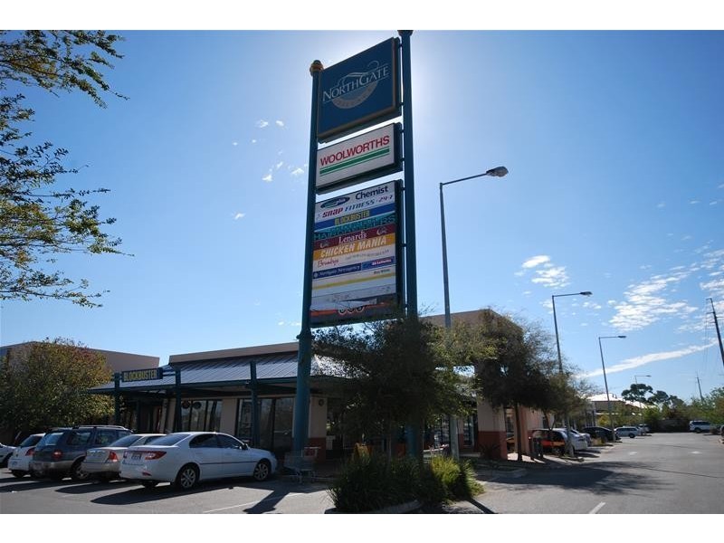 100 4 Holt Street, Northfield SA 5085