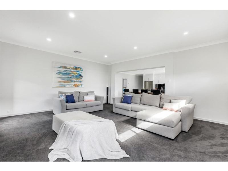 8 Wilkinson Court, Gawler East SA 5118