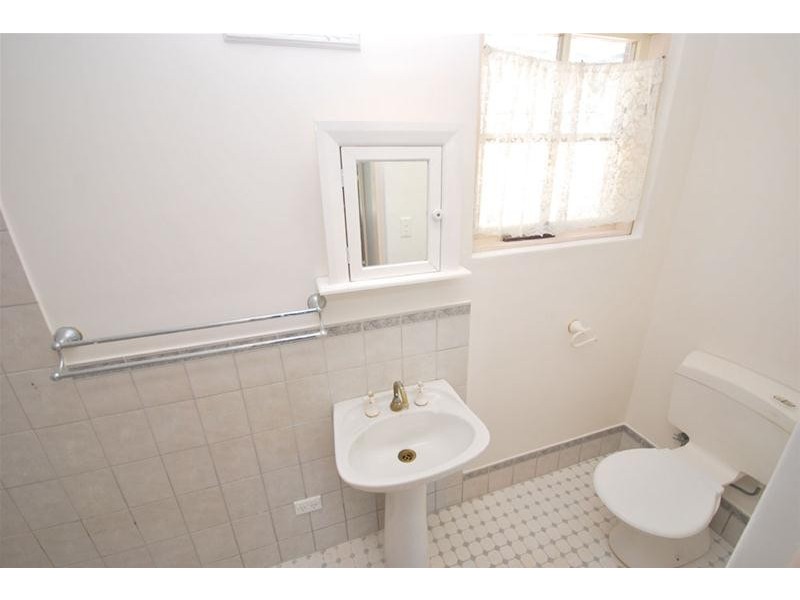 1A Launceston Avenue, Banksia Park SA 5091