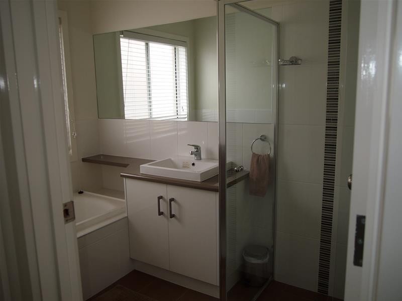 31 Carnarvon Avenue, Redwood Park SA 5097