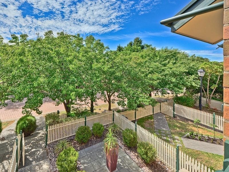 4/9 Mayfair Place, Wynn Vale SA 5127