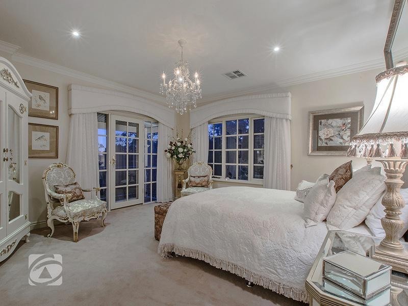 19 Blue Wren Court, Highbury SA 5089