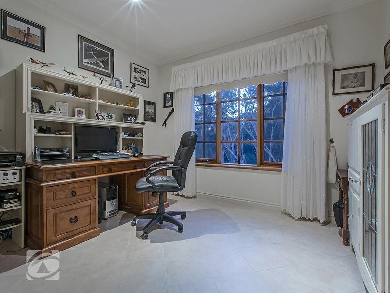 19 Blue Wren Court, Highbury SA 5089