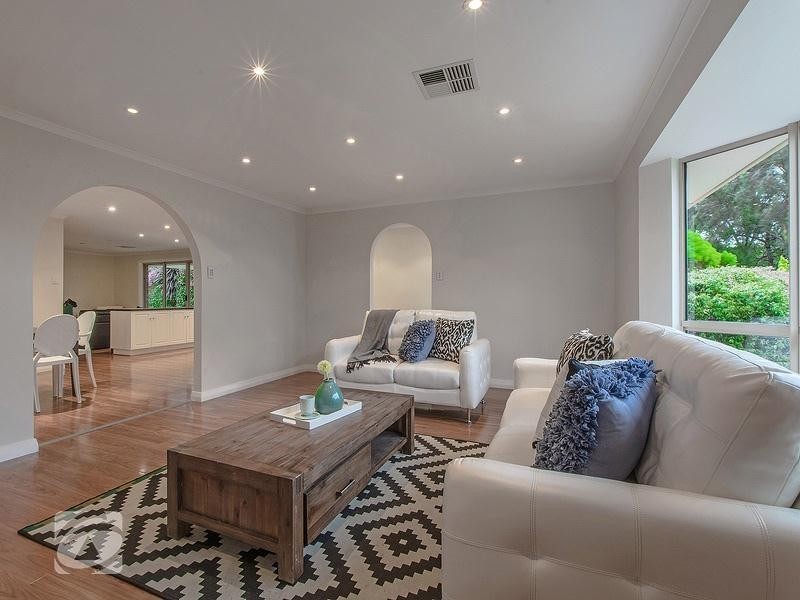 1 Thomas Court, Wynn Vale SA 5127